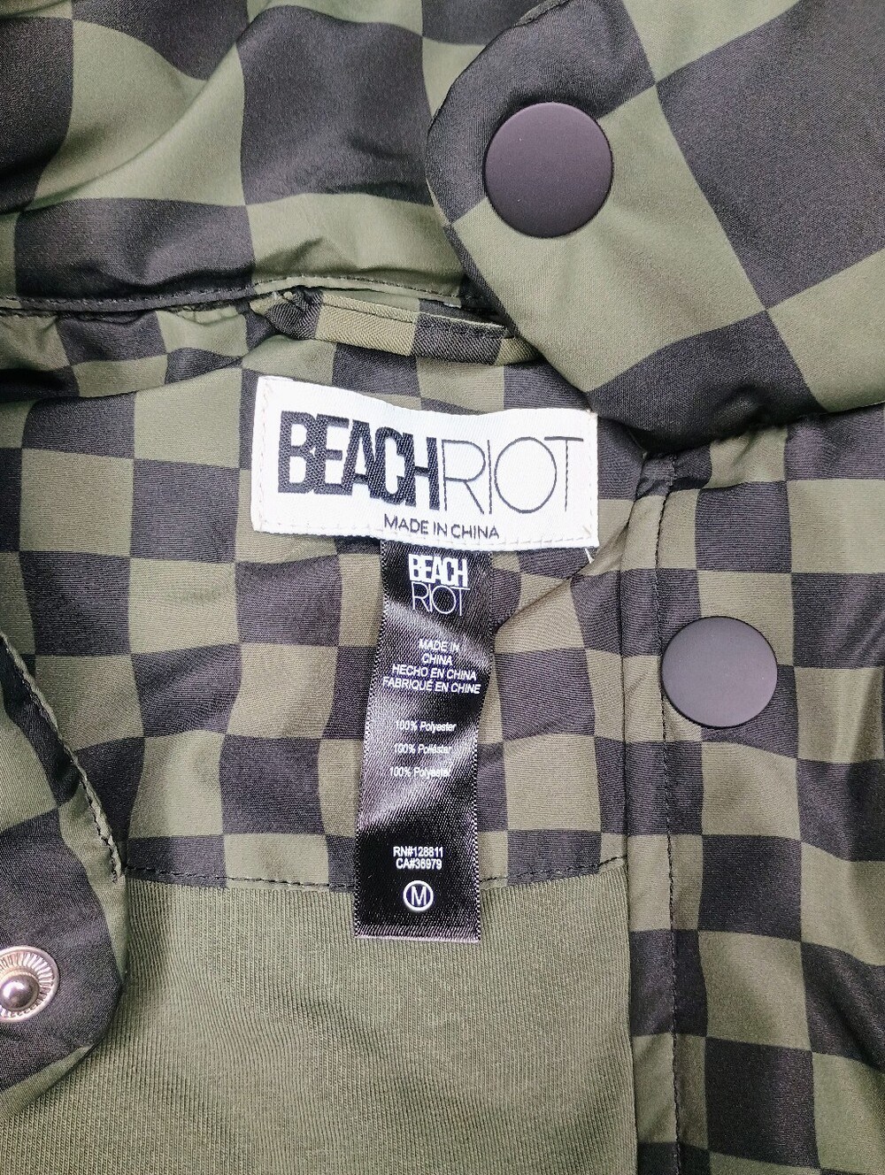 Beach Riot - Picture 2 of 3